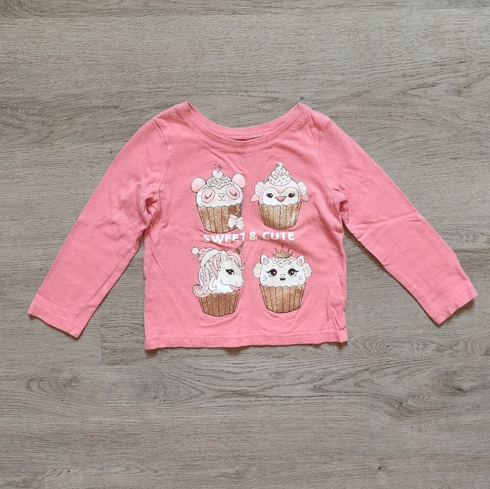 The Children's Place Girl's Long Sleeve Pullover Cupcake Graphic Tee Size 2T